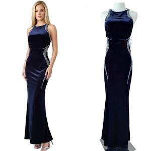 New CACHET Velvet Jeweled Evening Gown Size 4 Formal Dress Sleeveless High Neck